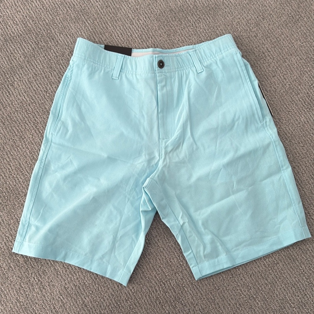 NWT Under Armour 10” Golf Short